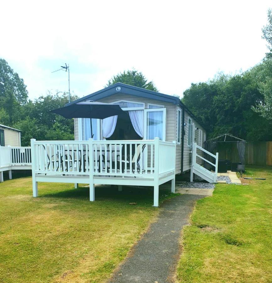 Luxury Latest Model Holiday Home Blackpool Luaran gambar